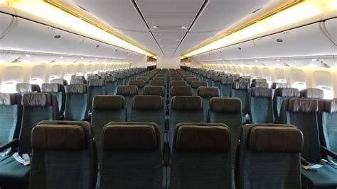 CX 4 class Boeing 777.